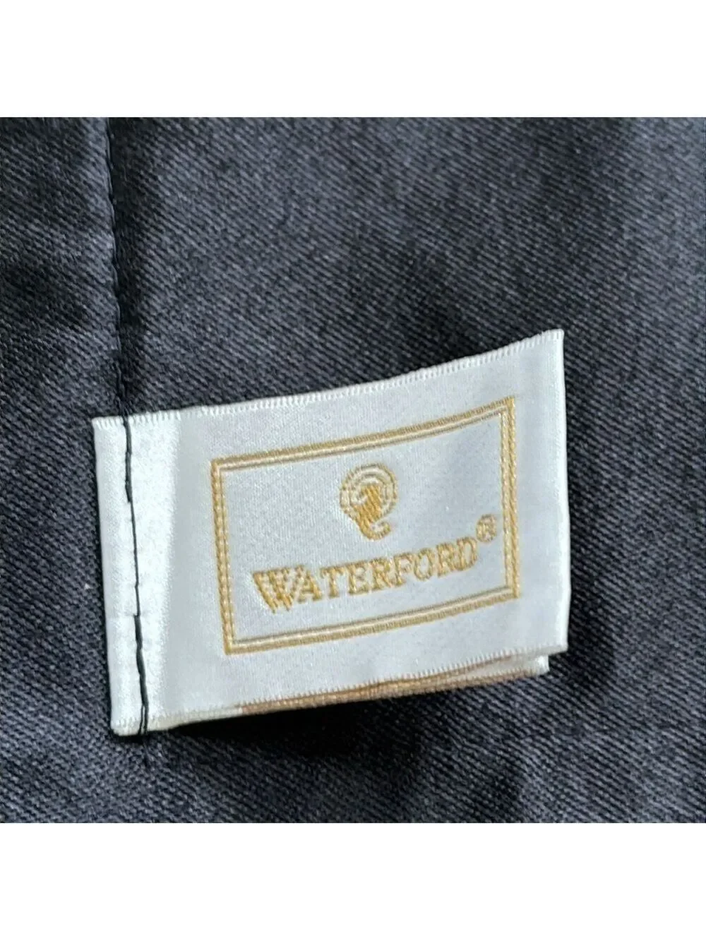 Waterford Placemats in Black Set of 6
